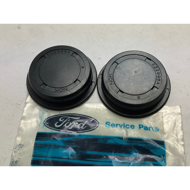 (2) NEW - OEM Ford F32Z-6K272-A Engine Semi-Circular Camshaft Plug