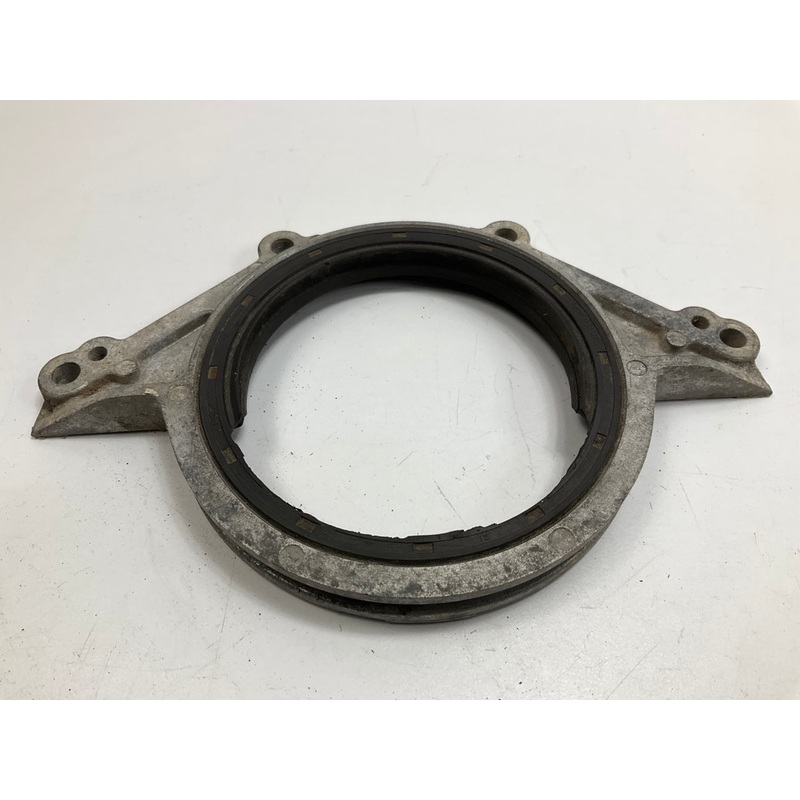 USED #1428 Rear Main Seal Retainer Cover Housing OEM For 90-96 Nissan 300zx Z32
