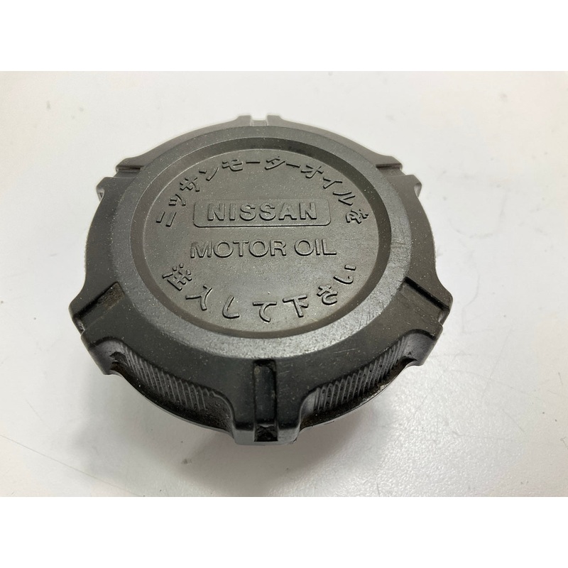 USED, Small Chip, Original OEM Oil Filler Cap For Datsun 280zx 280z 240z 260z